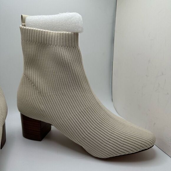 CUSHIONAIRE Women's Neely Stretch bootie +Memory Foam 8 WIDE IVORY - Picture 6 of 7